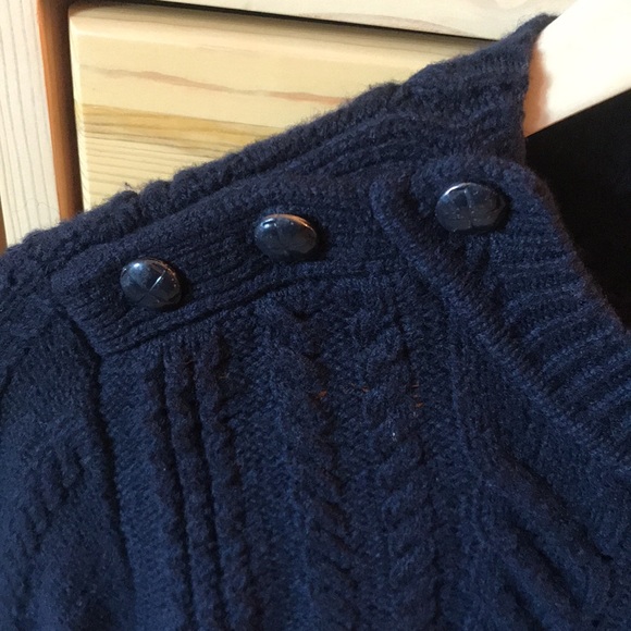 J. Crew 100% Wool Cable-Knit Sweater Buttons M - Picture 5 of 13